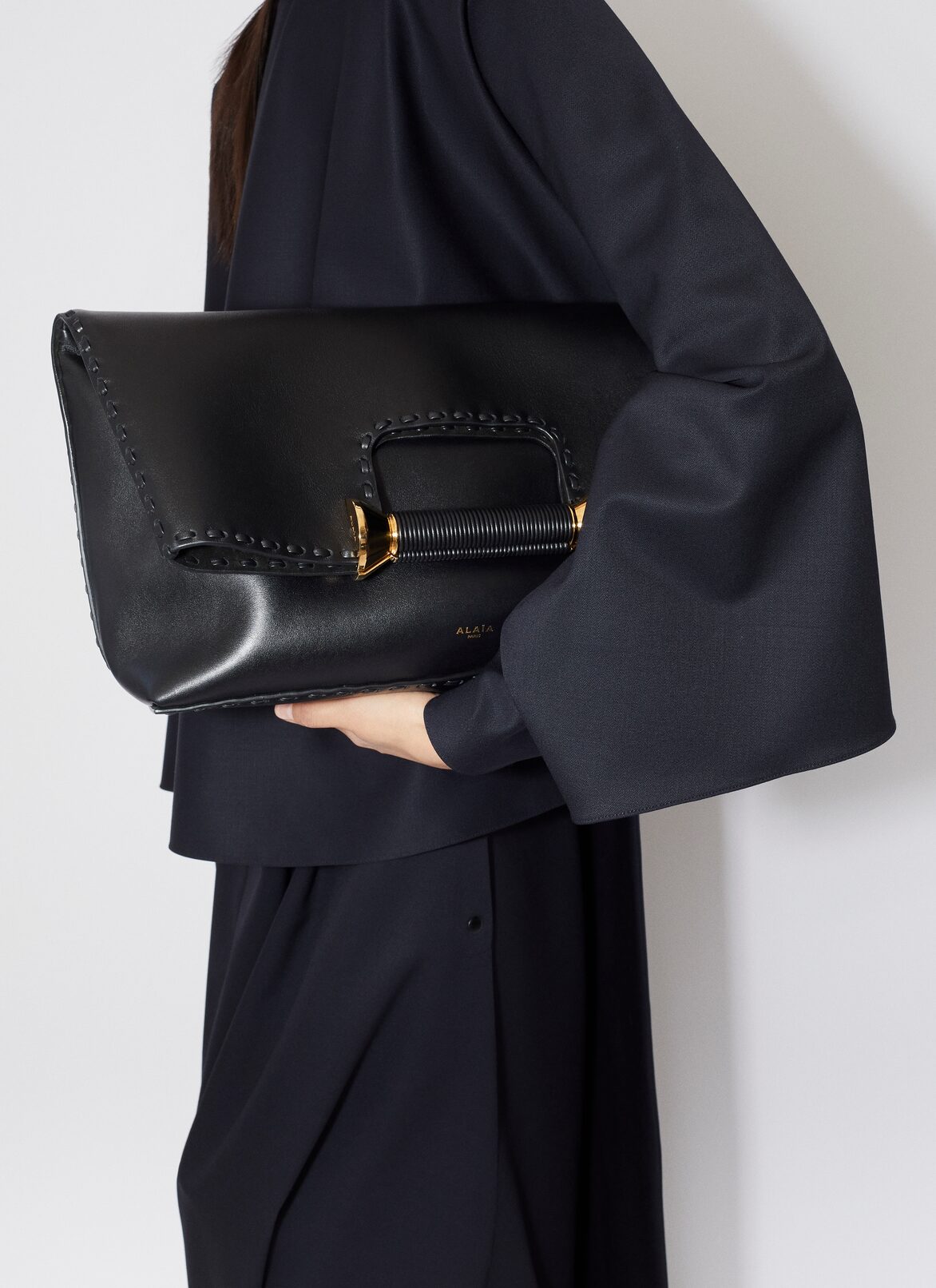 BOBINE TOTE BAG IN CALFSKIN ALAÏA BLACK BOBINE TOTE BAG IN CALFSKIN